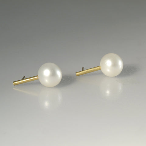 Pearl Earrings- Medium