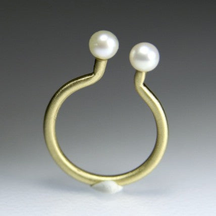 Twin Pearls Round and Round Ring